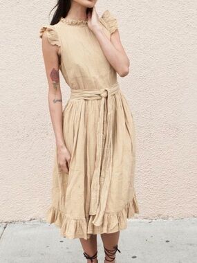 Atelier Delphine Holiday DressRuffle Midi Dress in dune  - Tie-Waist, pockets
